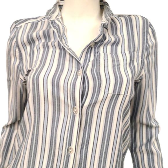 Aeropostale Striped Button Down Shirt size XS - Picture 3 of 8